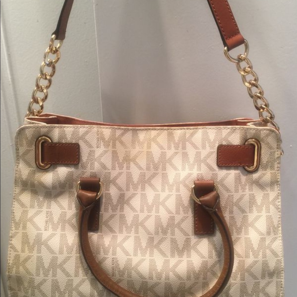 Micheal kors purse
